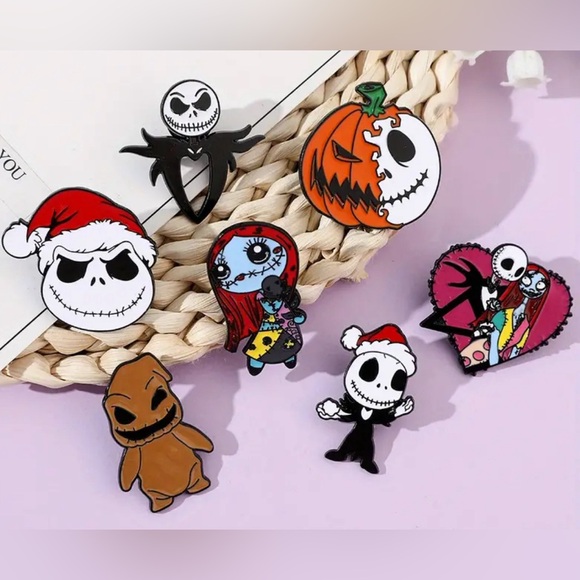 7 Disney Nightmare Before Christmas Brooch Set - Jack Skellington & Sally Pins - - Picture 3 of 5